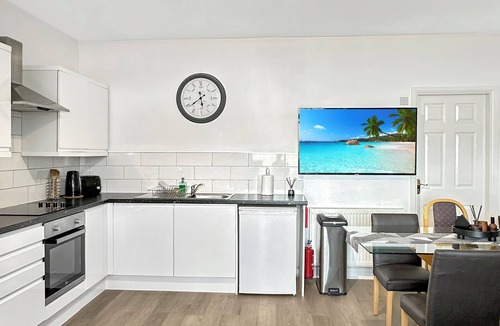 Bispham Apartment | Granada Apartments Queen's Promenade