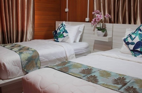 Palu Hotel | Granada Inn Palu