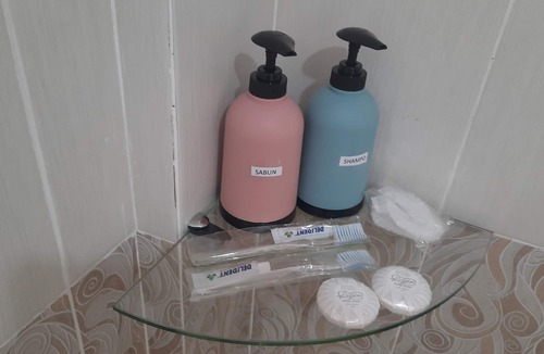 Palu Hotel | Granada Inn Palu