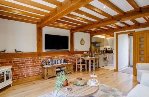 Banham House | Granary Barn - Ukc5405