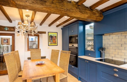 Cow Honeybourne House | Granary Cottage - Luxury Barn Conversion