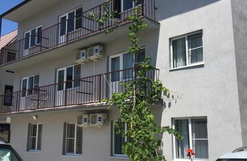 Verkhne-Imeretinskaya Bukhta Hotel | Granat Inn