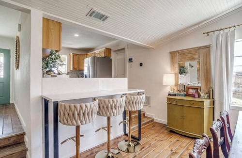 Dennis House | Granbury Lakefront Compound | Sleeps 50+