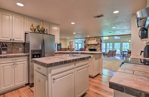 Dennis House | Granbury Lakefront Escape w/Boat Dock & Slip!