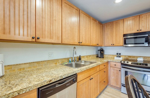 Silvercreek Condo | Granby Ranch Condo w/Mtn-View: Trails & Hot-Tub!