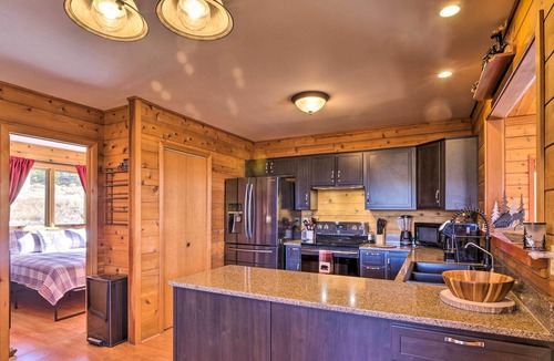Innsbruck Val Moritz Cabin | Granby Retreat w/ Wraparound Deck & Mountain View!