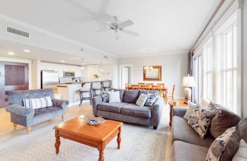 Baytowne Wharf Apartment | Grand 2801