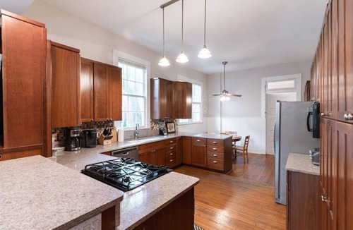 Montgomery House | Grand 5BR Home | Steps from Capitol
