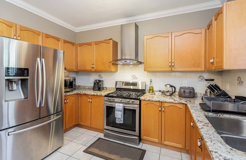 Churchill Meadows House | Grand and elegant house which combines beauty and comfort in perfect harmony