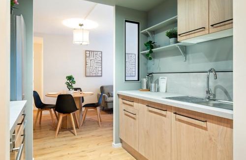 Centre Ville Rive Gauche Apartment | Grand Appart 4 Chambres avec Cinéma dans Rouen Centre