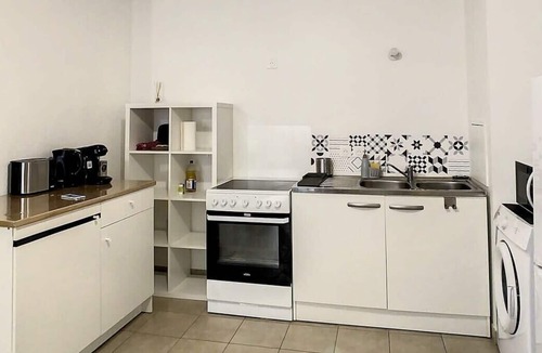 Sarcelles Apartment | Grand Appart spacieux terrasse parking 2pers wifi