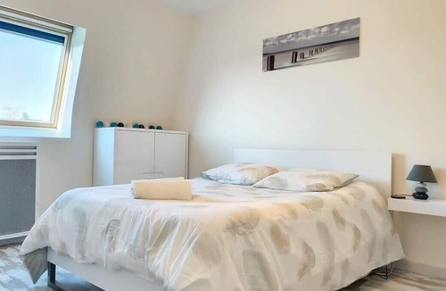 Amiens Apartment | Grand Appart terrasse parking spacieux wifi 4pers