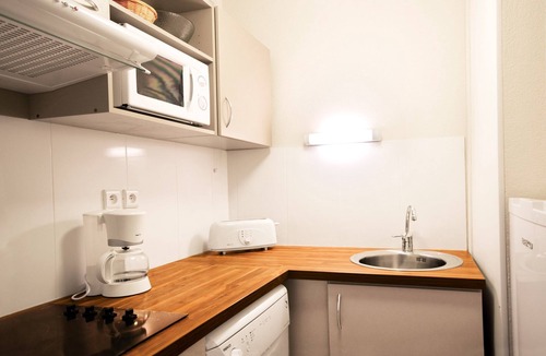 Ax-les-Thermes Condo | Grand Appartement | Parking + ski !