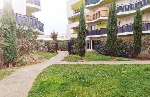 Castelnau-le-Lez Apartment | Grand appartement avec garage et terrasse