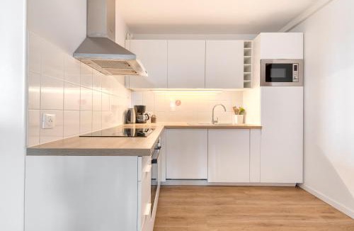 Roseraie - Orgemont Apartment | Grand appartement 10 pers, Ventilateur, 5 chambres & Parking gratuit