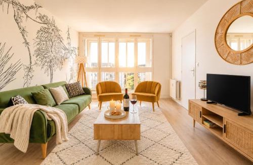 Roseraie - Orgemont Apartment | Grand appartement 10 pers, Ventilateur, 5 chambres & Parking gratuit