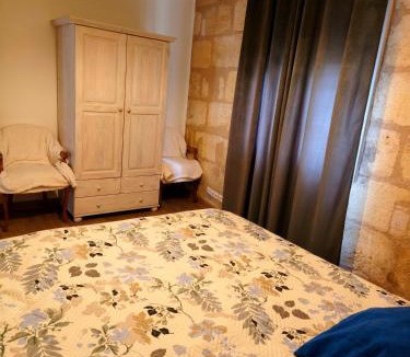 Bordeaux Sud Apartment | Grand appartement 80m2 à 100m de la Gare Saint Jean