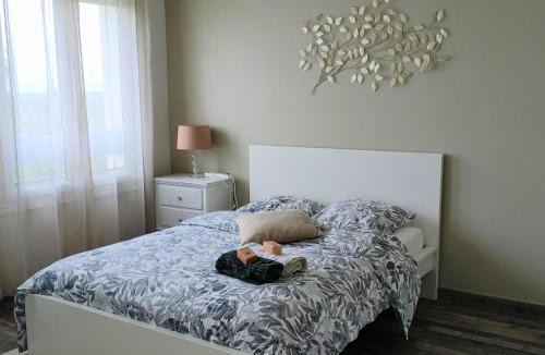 Reims Apartment | Grand Appartement 80m2 - 3 Chambres - 7 min du centre - Résidence calme - Idéal Famille