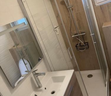 Villebernier Apartment | Grand appartement centre ville château St Pierre