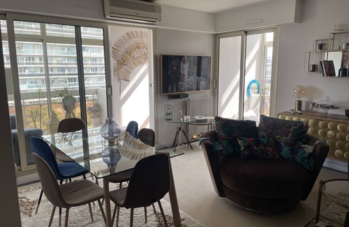 Clichy Apartment | Grand Appartement Cosy Avec Parking
