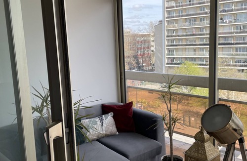 Clichy Apartment | Grand Appartement Cosy Avec Parking