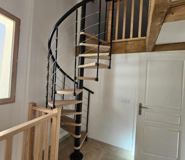 Castellane Apartment | Grand appartement en centre-ville