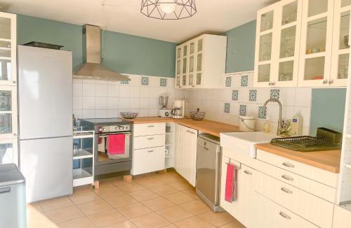 Castries Apartment | Grand appartement en pleine nature et proche mer !