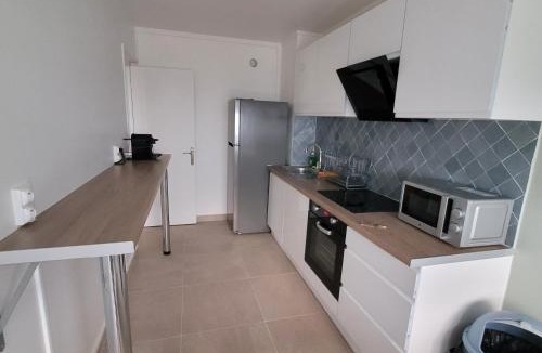 Epinay-sur-Seine Apartment | Grand appartement avec parking privé
