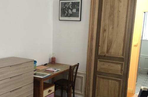 Saint-Quentin Apartment | Grand Appartement