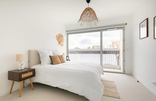 Bastide Apartment | Grand appartement moderne et lumineux 23 et 01
