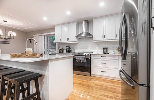 Grand Bend Cottage | Grand Bend -Beach Spa Retreat - Villa Nicole