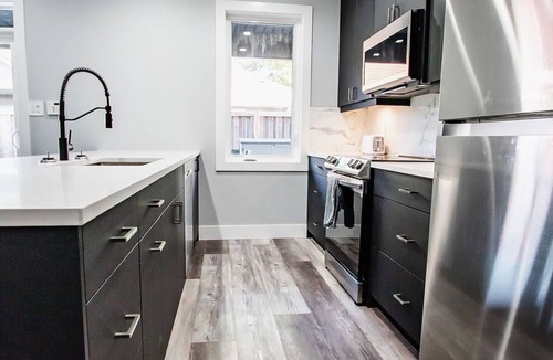 Grand Bend House | Grand Bend Modern Living Entire Lower Unit with Separate Entrance