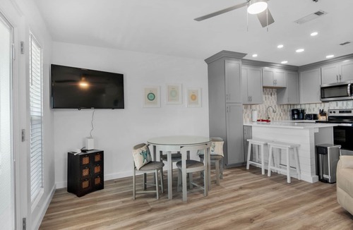 Crystal Beach Condo | Grand Caribbean West - top floor unit! - Gulf Views! - Steps to Beach!
