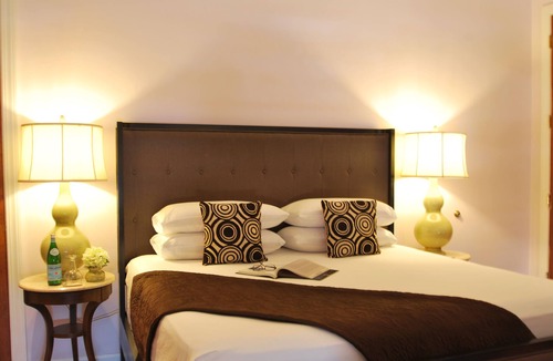 Grand Center House | Grand Center Inn