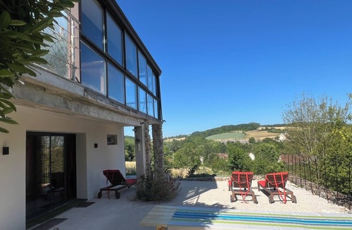 Verdelot Ski Chalet | Grand chalet à la campagne avec vue splendide