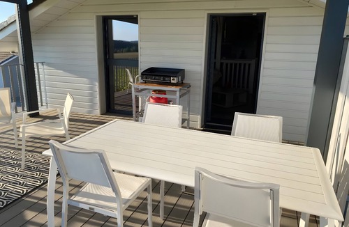 Montalzat Cottage | “Grand Comfort Loft” with Pool, 3-Star Rating, Wi-Fi & Air Conditioning