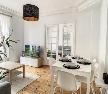 Ivry-port Apartment | Grand Cozy appart - proche métro Paris - spots touristiques