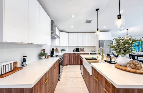 North Andrews Gardens House | Grand Cypress Fairways 3BRD + Pool house