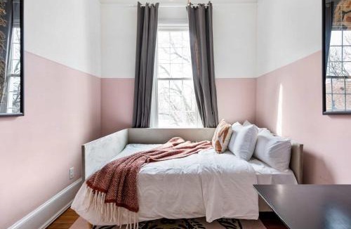 East Side Apartment | Grand Damn