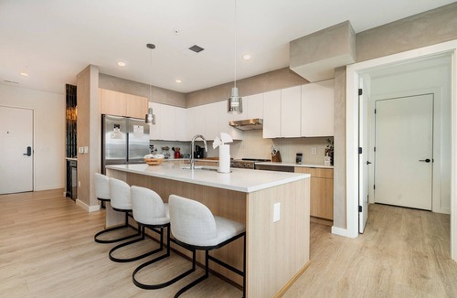 Eighth Avenue Condo | Grand Downtown Mega! 2 Condos w/Pool & Gym! Walk to Broadway! Sleeps 16+