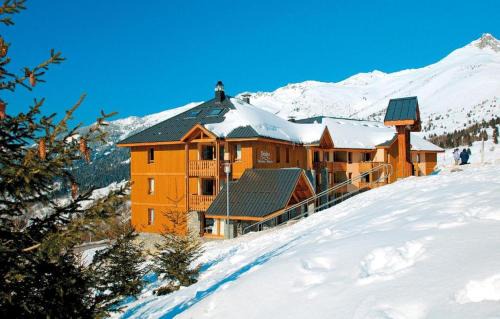 Saint-Francois-Longchamp Apartment | Grand duplex 6 a 8 pers 3 ch 2 sdb