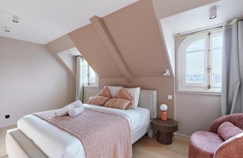 Porte-Dauphine Apartment | Grand Duplex - Arc de Triomphe
