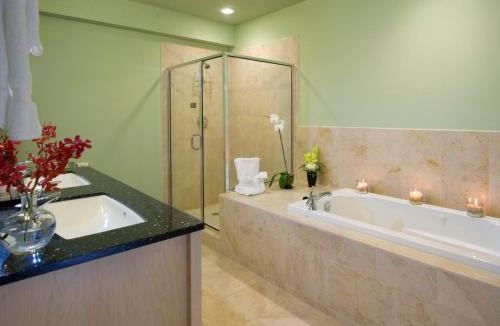 Downtown Historic District Hotel | Grand Eastonian Hotel & Suites