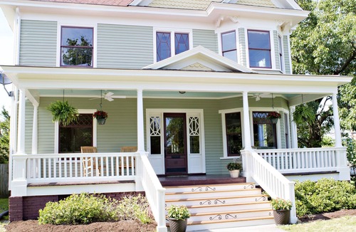 Cape Charles House | Grand Escape - Featured on HGTV's Beachfront Bargain Hunt