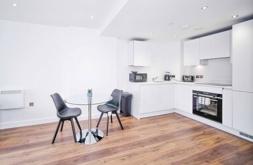 Bracknell Apartment | Grand Exchange Bracknell 1 bed with Parking