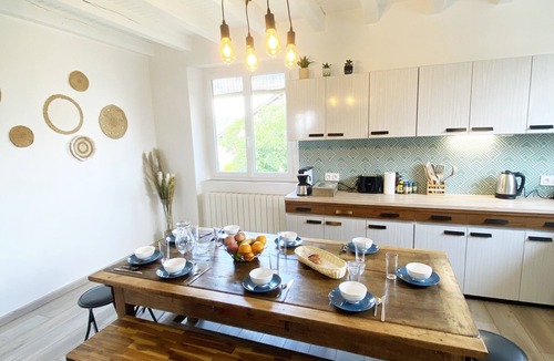 Viazac House | Grand Gîte de 9 Personnes Près de la Ville Médiévale de Figeac