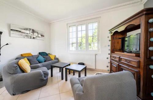 Neuille-Pont-Pierre House | Grand Gîte du Coudray