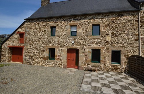Epiniac House | Grand Gîte en Campagne à 13.5 km de la Baie du Mont Saint-michel
