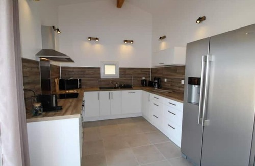 Ruoms House | Grand Gîte Louise