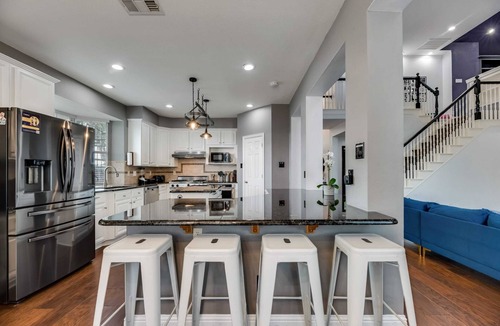 Northwest Carrollton House | Grand Gem for Large Groups: Pool, Cinema, Playroom